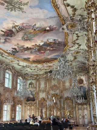 [Augsburg🇩🇪] Definitely worth a visit🥹Stroll through the palace and experience the art and splendor🏰