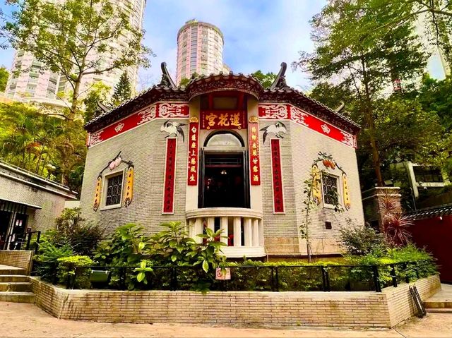 Lin Fa Temple, Tai Hang – A Lotus of Serenity in the City Lin Fa Temple, Tai Hang – A Lotus of Serenity in the City