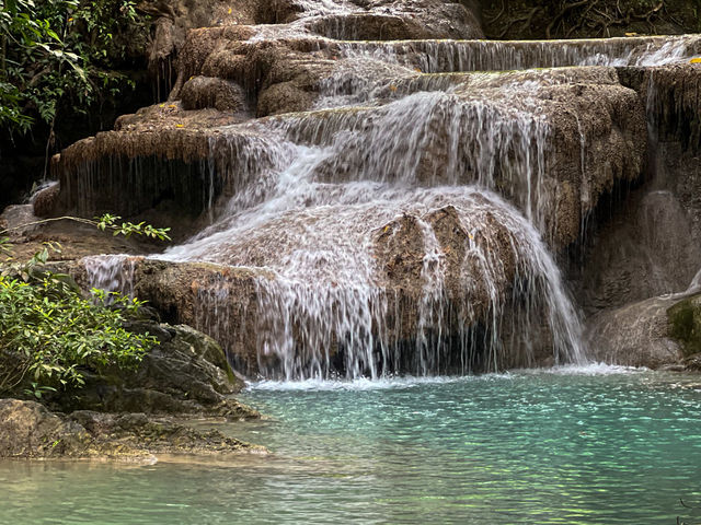รีวิวน้ำตกเอราวัณ (Erawan 
