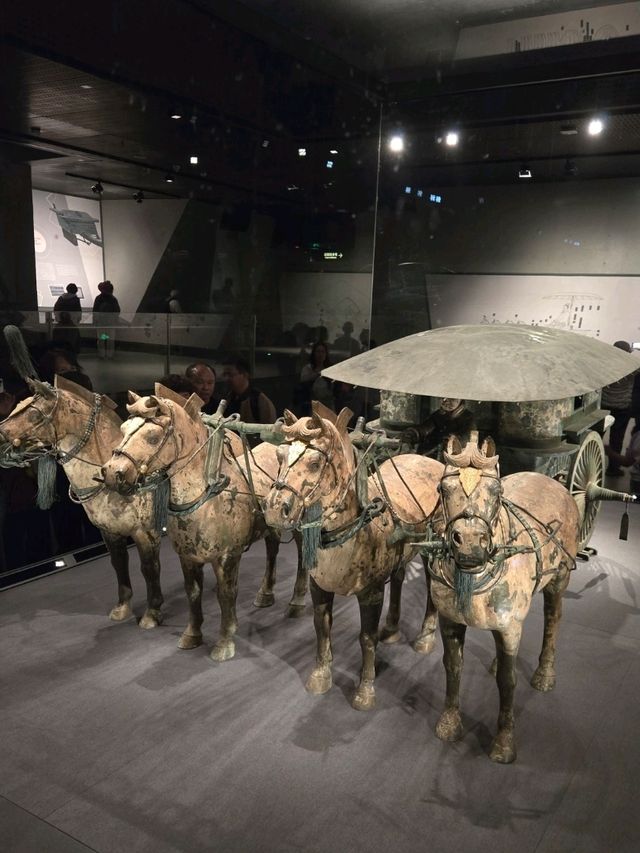 Traveling back in time to the Qin Dynasty Traveling back in time to the Qin Dynasty