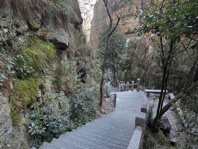 Journeying to the Three Cascades