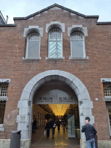 ที่อัมสเตอร์ดัมไปกินข้าวด้วยกัน: De Hallen 🍴🏙️