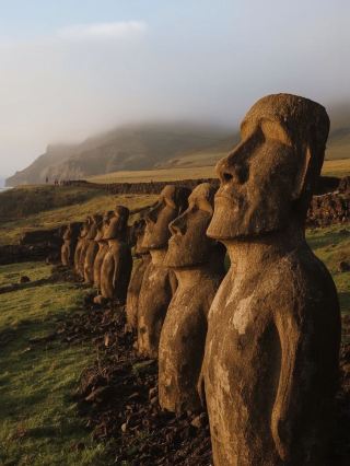 拉帕努伊巨人：Ahu Tongariki 🗿🌅