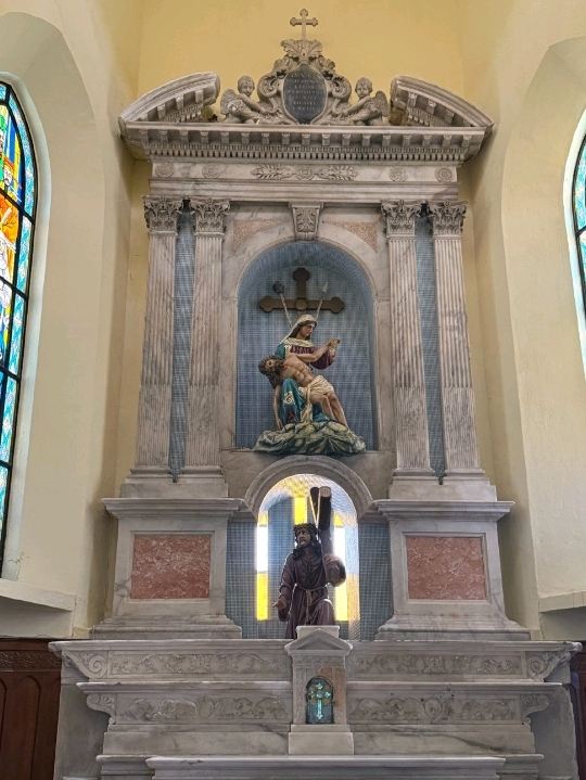 ⛪ 無原罪懐胎大聖堂 | 香港を見下ろすゴシック建築の傑作 | Trip.com 香港