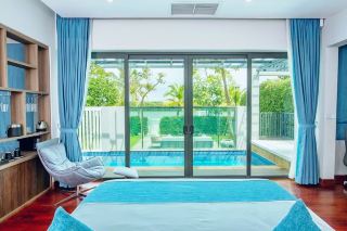 のんびりリフレッシュしたいですか？カンポットの「Castle Bayview Resort & Spa」での滞在記をお届けします🏖️🌿