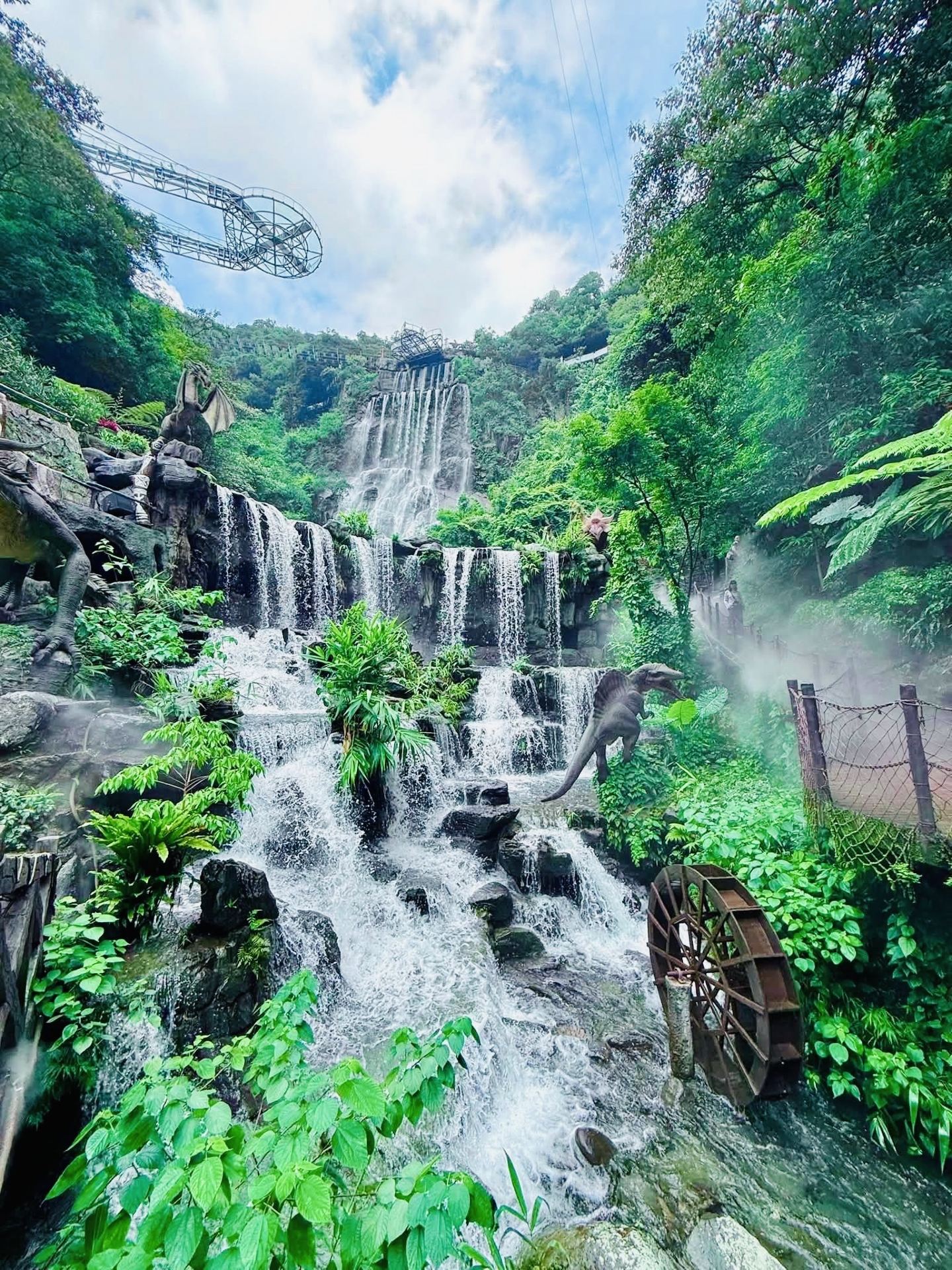 🌉🏞️ Gulong Canyon Glass Bridge – Walking Above the Clouds 🏞️🌉