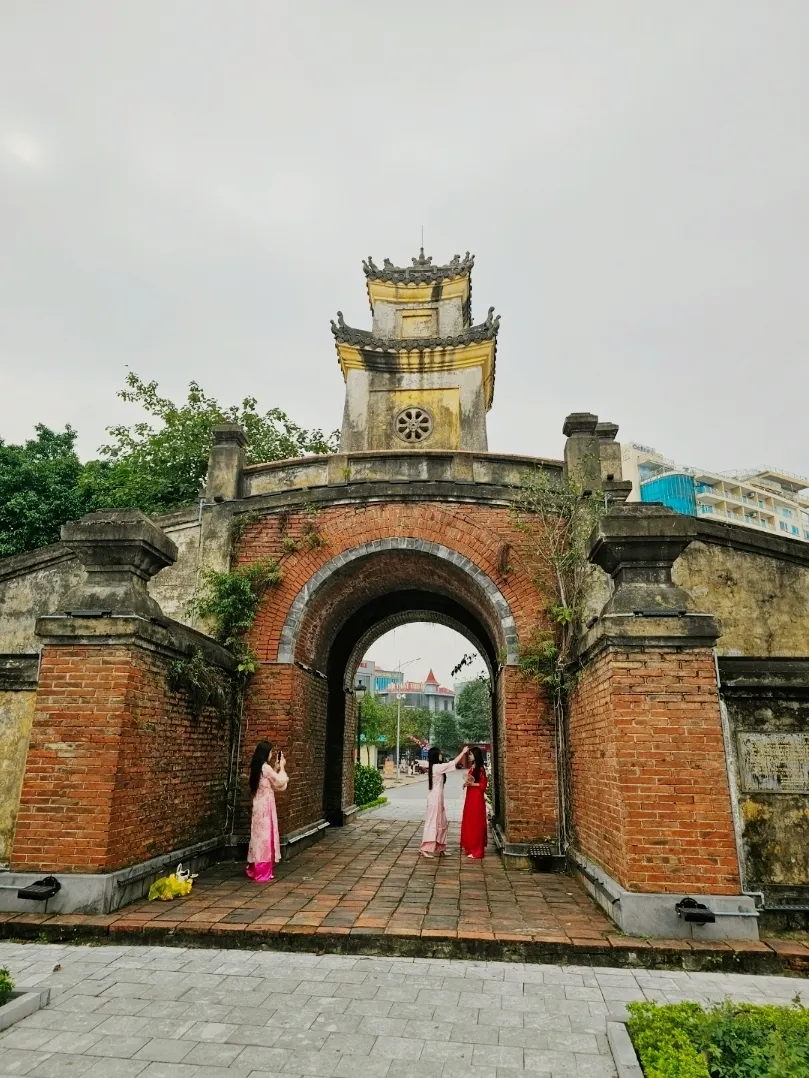 Dong Hoi - gerbang menuju keajaiban provinsi Quang Binh