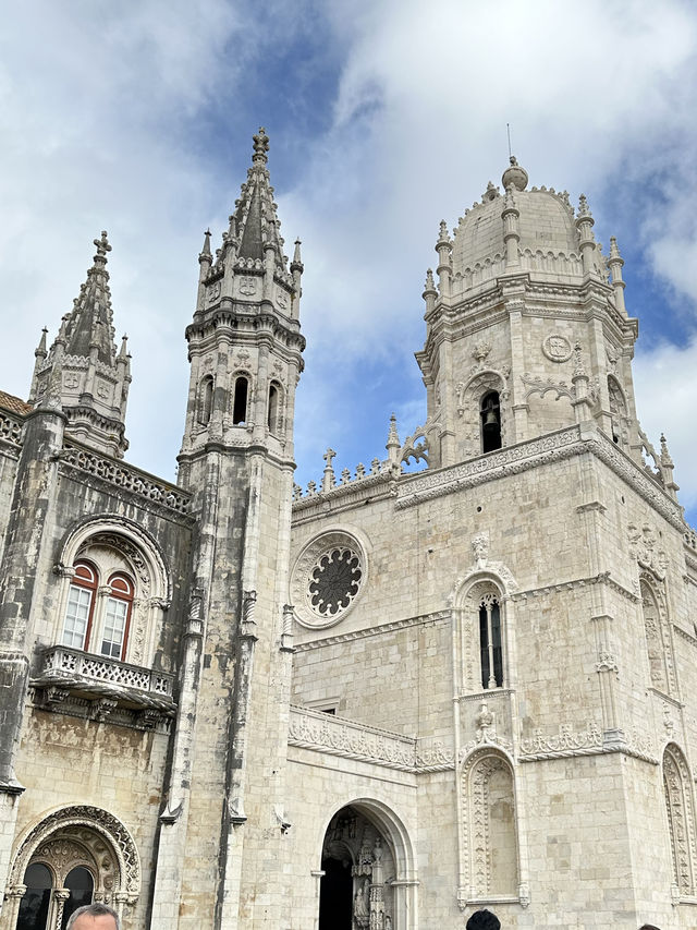 One of the signature attractions in Lisbon 🇵🇹