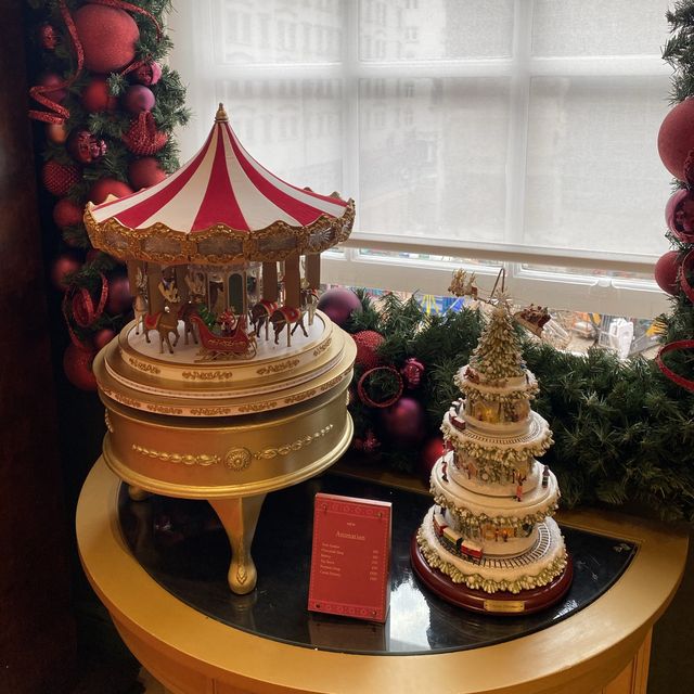 Fortnum & Mason: A Festive Wonderland for Christmas Shopping