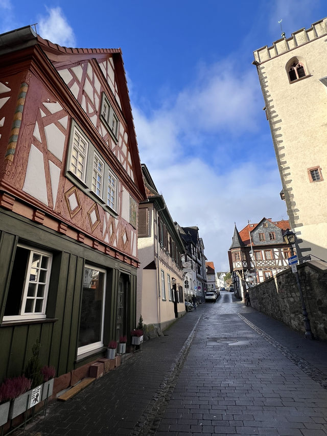 Kronberg im Taunus time travel to the past 1200