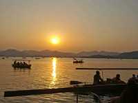 Hangzhou 10 Days Travel Guide - Walk around West Lake