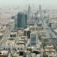 Sky-High Wonders: The Kingdom Tower Sky Bridge Experience 🌆✨
