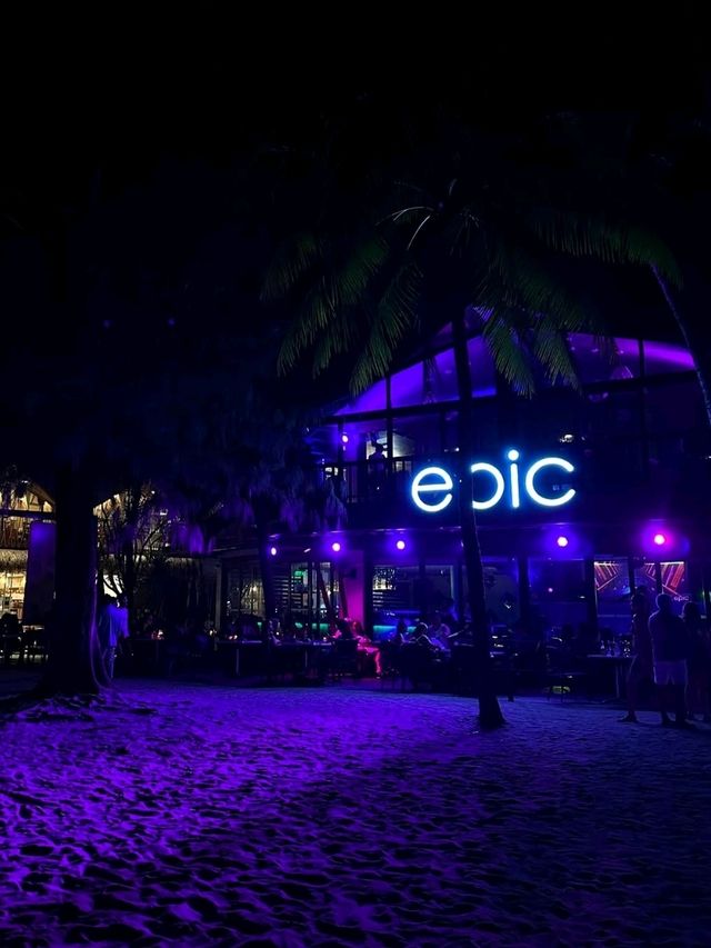 🏝 Boracay Island – Powder-White Paradise