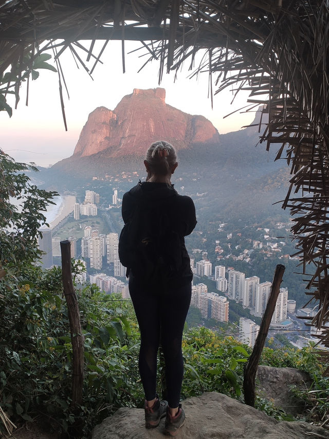 Two Brothers Mountain Lookout trail 🌆 🇧🇷 