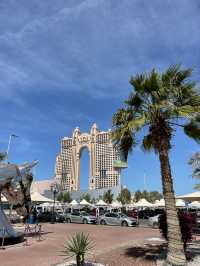 🏙️ Abu Dhabi – Modern Marvels & Desert Charm 🌟🏜️