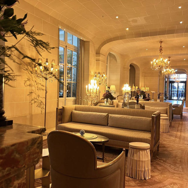 Hôtel de Crillon, A Rosewood Hotel Hôtel de Crillon, A Rosewood Hotel