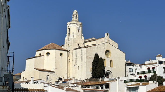 Cadaques (Cadaqués is located on the Cap de Creus coast.