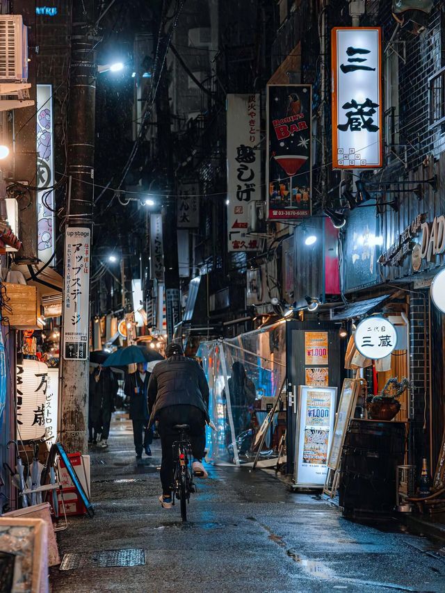 東京夜晚的街道如此迷人