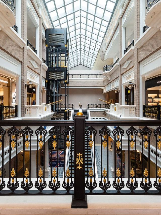 🌟 Macau's Marvel: Conrad Hotel's Chic Comforts & Views 🌟