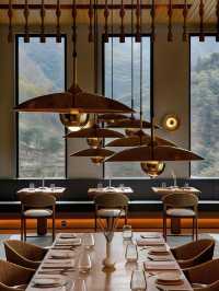 🌟 Rishikesh Retreats: Luxe Comfort in the Himalayas 🌄