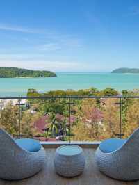 🌴 Langkawi's Aloft: A Tech-Savvy Tropical Retreat 🌞