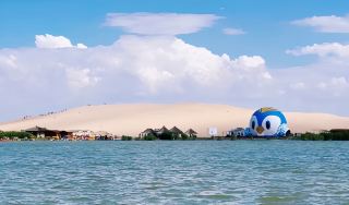 The pinnacle of travel in Yinchuan! Shahu lets you experience the charm of Jiangnan water towns and desert landscapes in an instant!