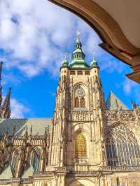 🏰 Enchanting Prague: Discover Its Timeless Charms 🌟