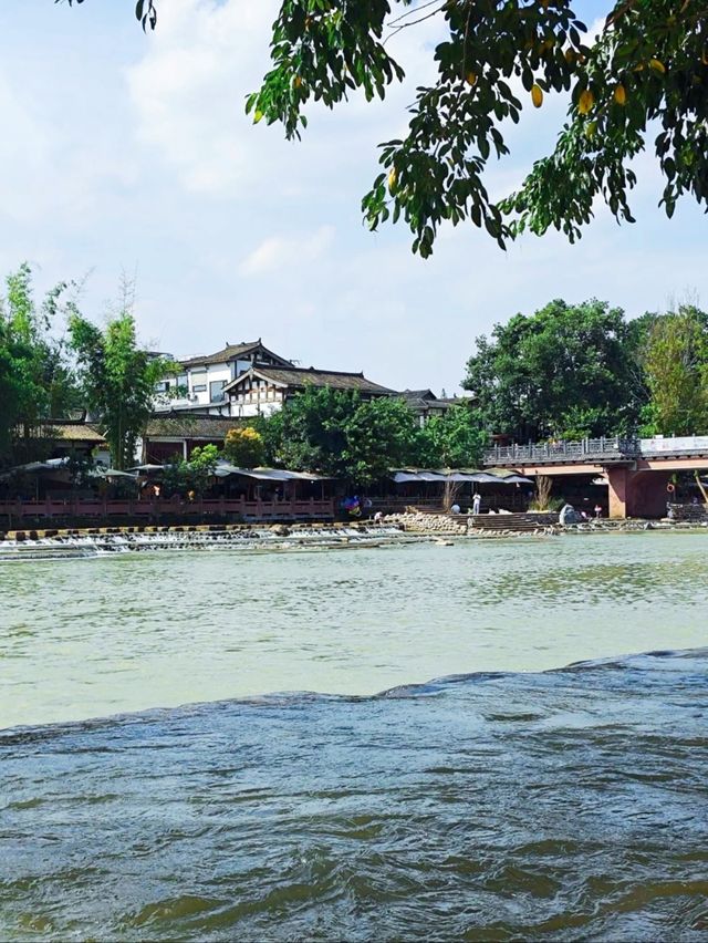 戶外耍水地，享受清涼潑水