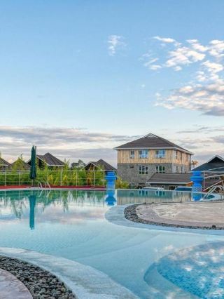 🌟 Top Kenya Stays: Aberdare Prestige & Royal Cottages 🏞️✨