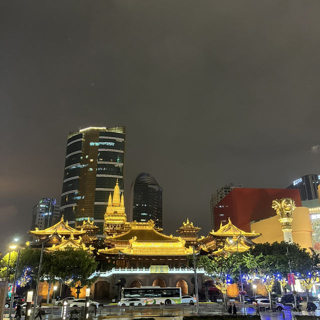From Gardens to Skyscrapers: A Complete Guide to Shanghai