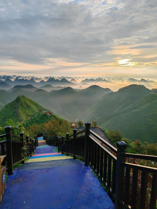 河池|雲觀天景區，推門就是日出雲海。