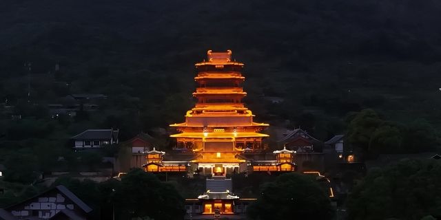 厚重大氣的綿竹吉祥寺。