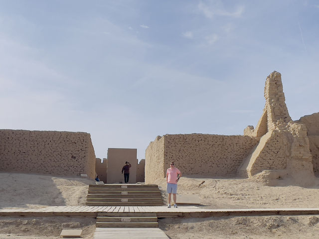 The Biggest Ancient City Ruins in Xinjiang 🇨🇳