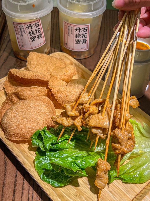 新鮮正宗福建菜還得選必吃榜的榮先生。