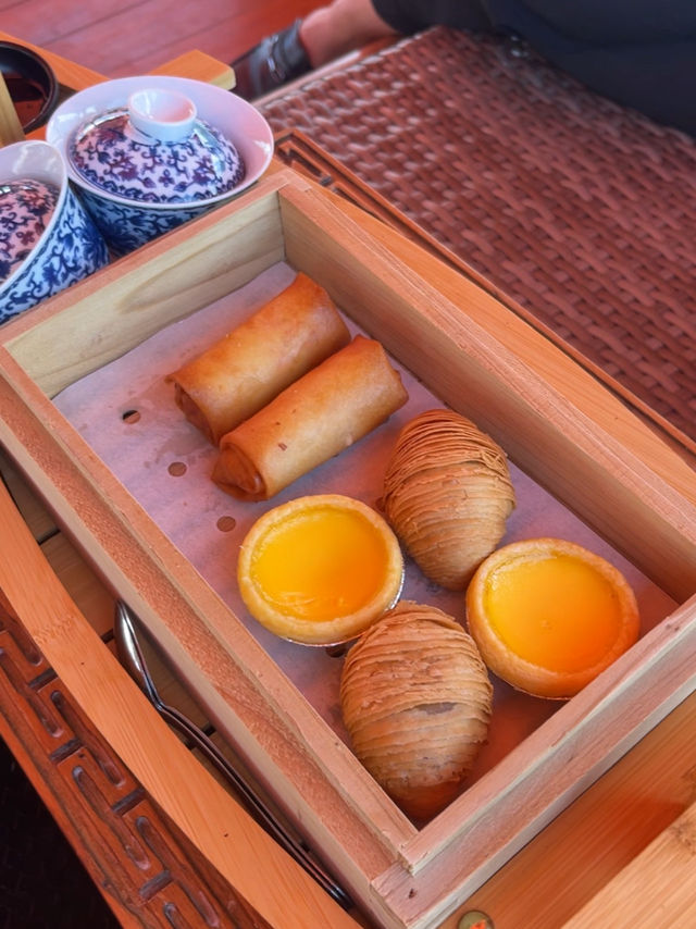 Dim Sum Cruise in Hong Kong