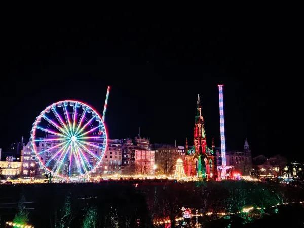 Edinburgh's Christmas Market: A Must-Visit in the UK