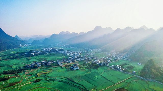 貴州萬峰林 | 日落與大地藝術的詩意邂逅