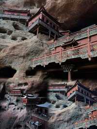 一柱插地不假片瓦的懸空寺| 甘露岩寺