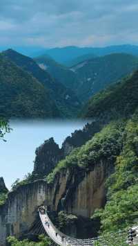重慶消暑新地標，闖入涪陵大裂谷的隱秘清