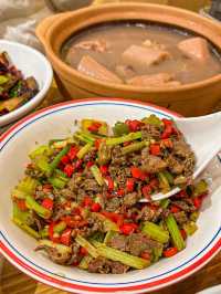 是不是老湘食堂我不知道，反正它就是我的食堂