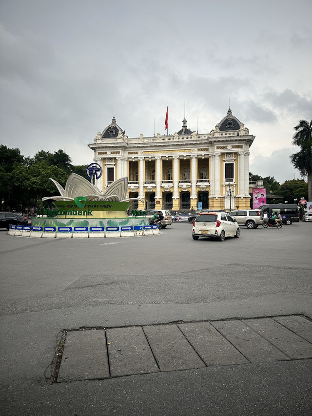 Beautiful Hanoi, A budget Friendly City Full Of Incredible Sights, Tastes and Scents. 