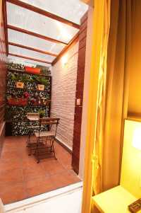 巴塞羅那居住旅館 | Barcelona Living Inn   地址：Gran Via d