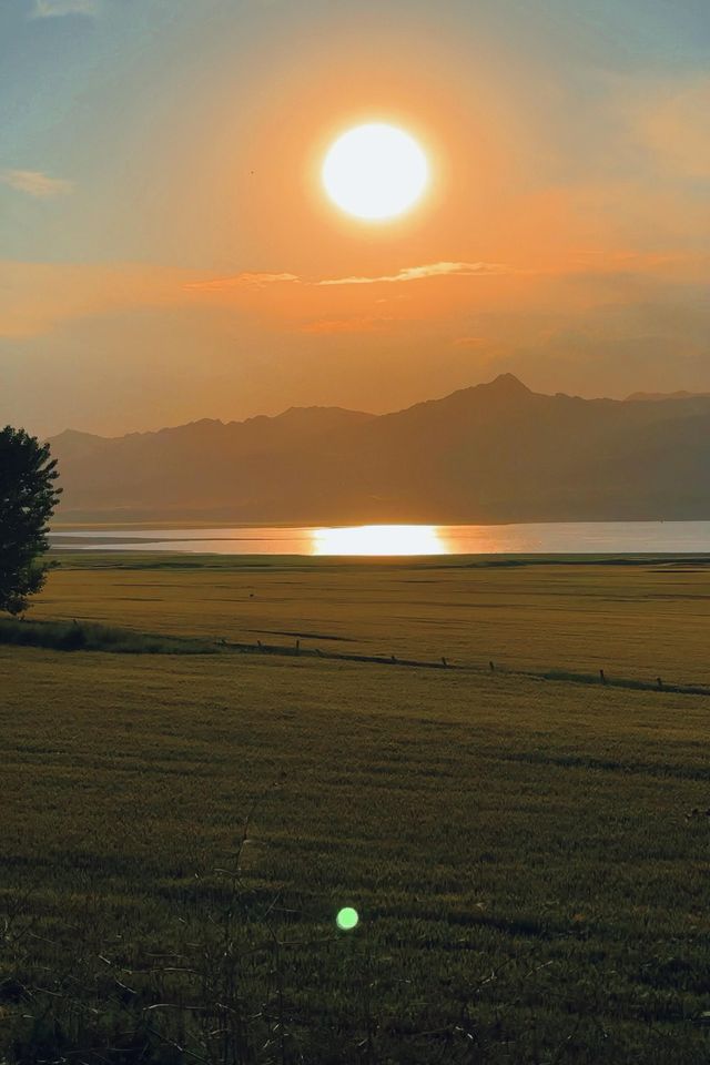 伊犁環線上的“小賽里木湖”