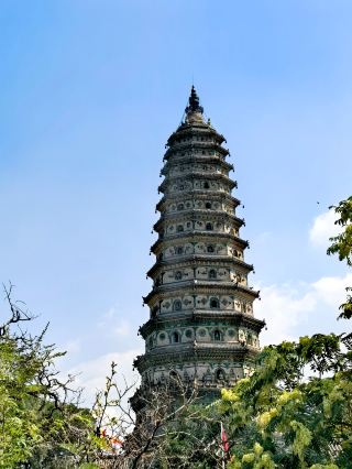 Guangsheng Temple's Stunning Glazed Pagoda Check-in
