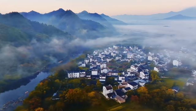 黃山溪洲里風景真的好像山水畫,流連忘返 黃山溪洲里風景真的好像山水畫,流連忘返