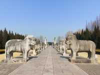 明祖陵神道石刻及陵冢玄宮