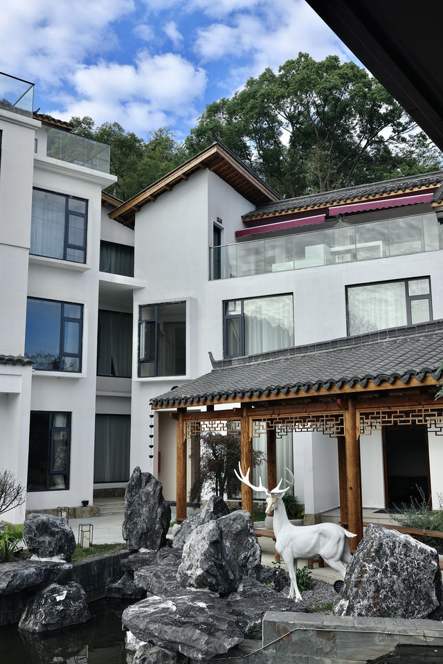 廬山下淺躺24h獨享半山風光 廬山下淺躺24h獨享半山風光