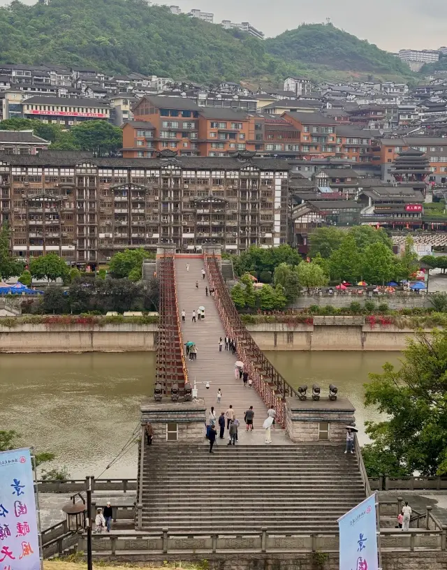 Cẩm nang du lịch thị trấn Mao Đài | Khám phá lại cung đường Trường Chinh: Bốn điểm qua sông Xích Thủy tại bến phà Mao Đài