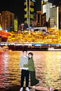 洪崖洞拍照受凍已回提醒12月要來重慶的