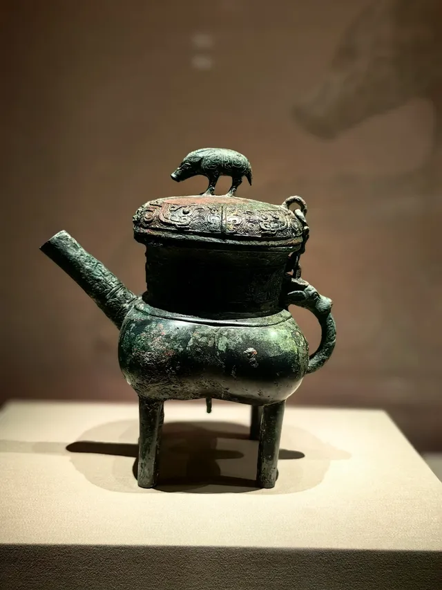 外面基礎,裡面就不基礎——山西青銅博物館 外面基礎,裡面就不基礎——山西青銅博物館